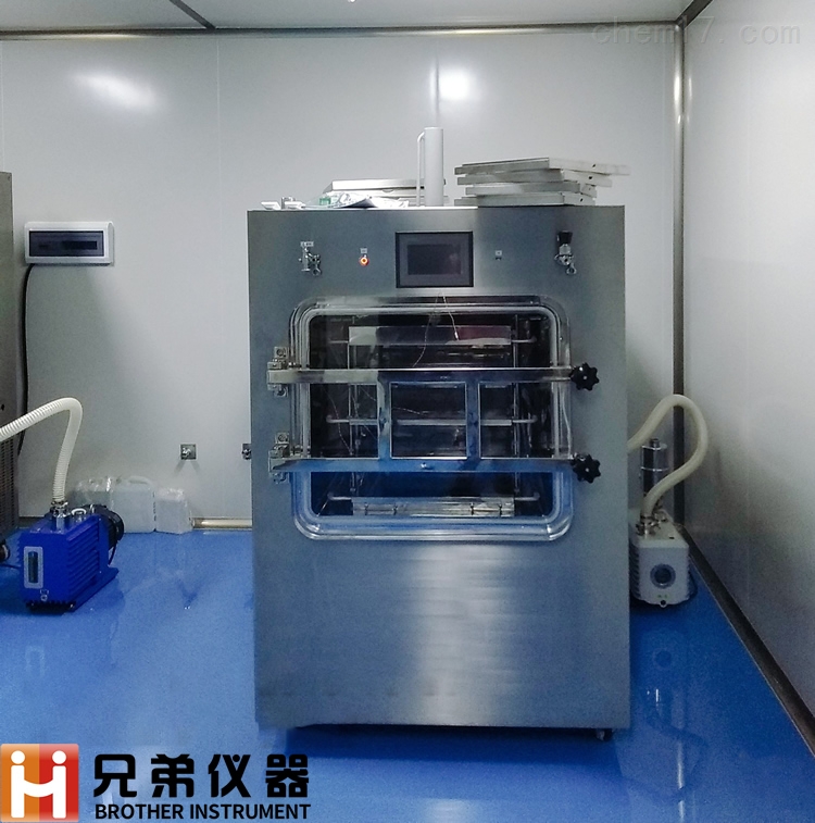 <strong>化妝品凍干粉自動壓塞一平方真空冷凍干燥機</strong>